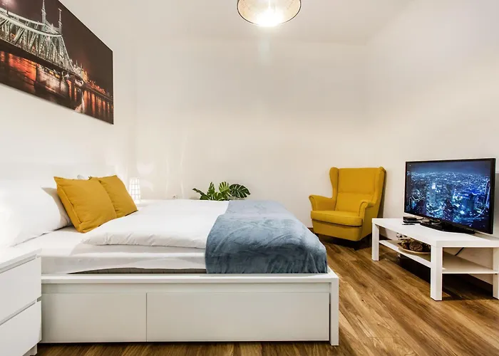 Quiet And Cozy Apartment Near The Danube